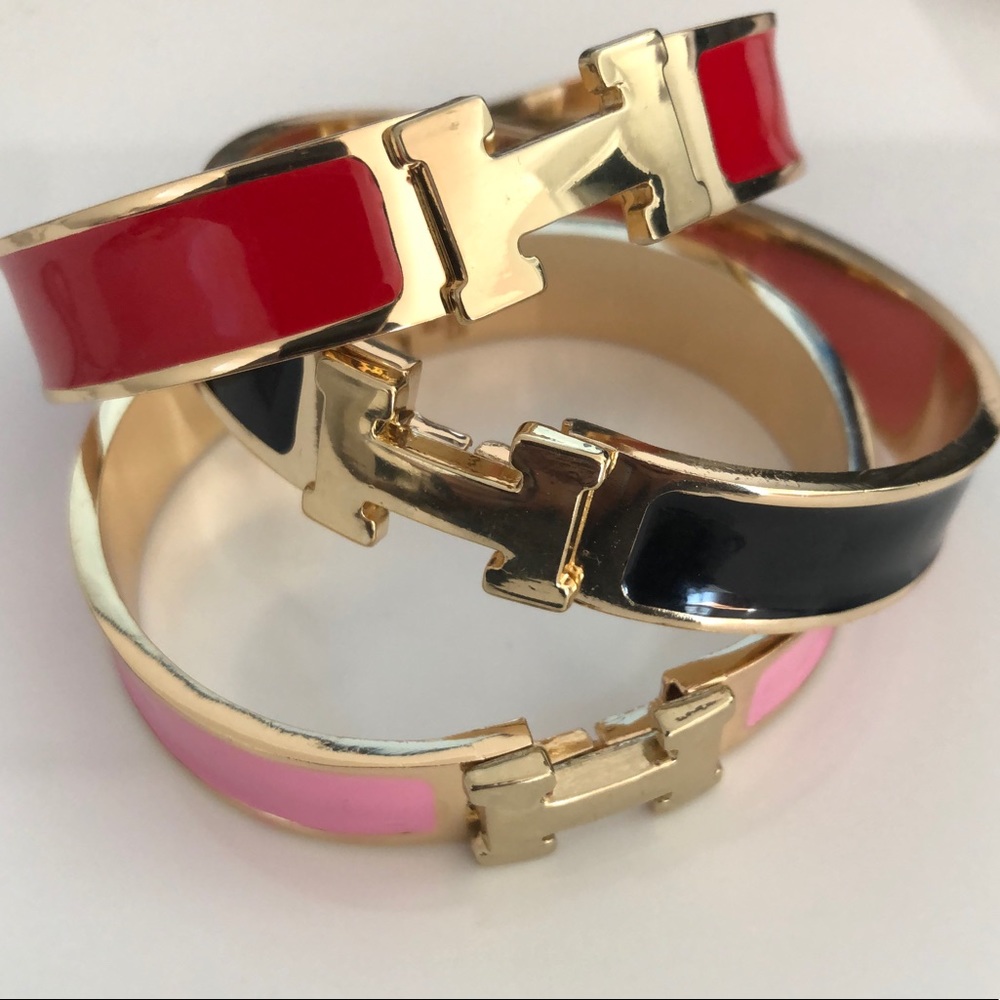 H Enamel Bracelet Bangle Gold Black Pink Red